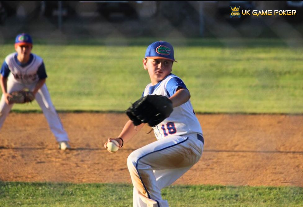 how long does a baseball game last